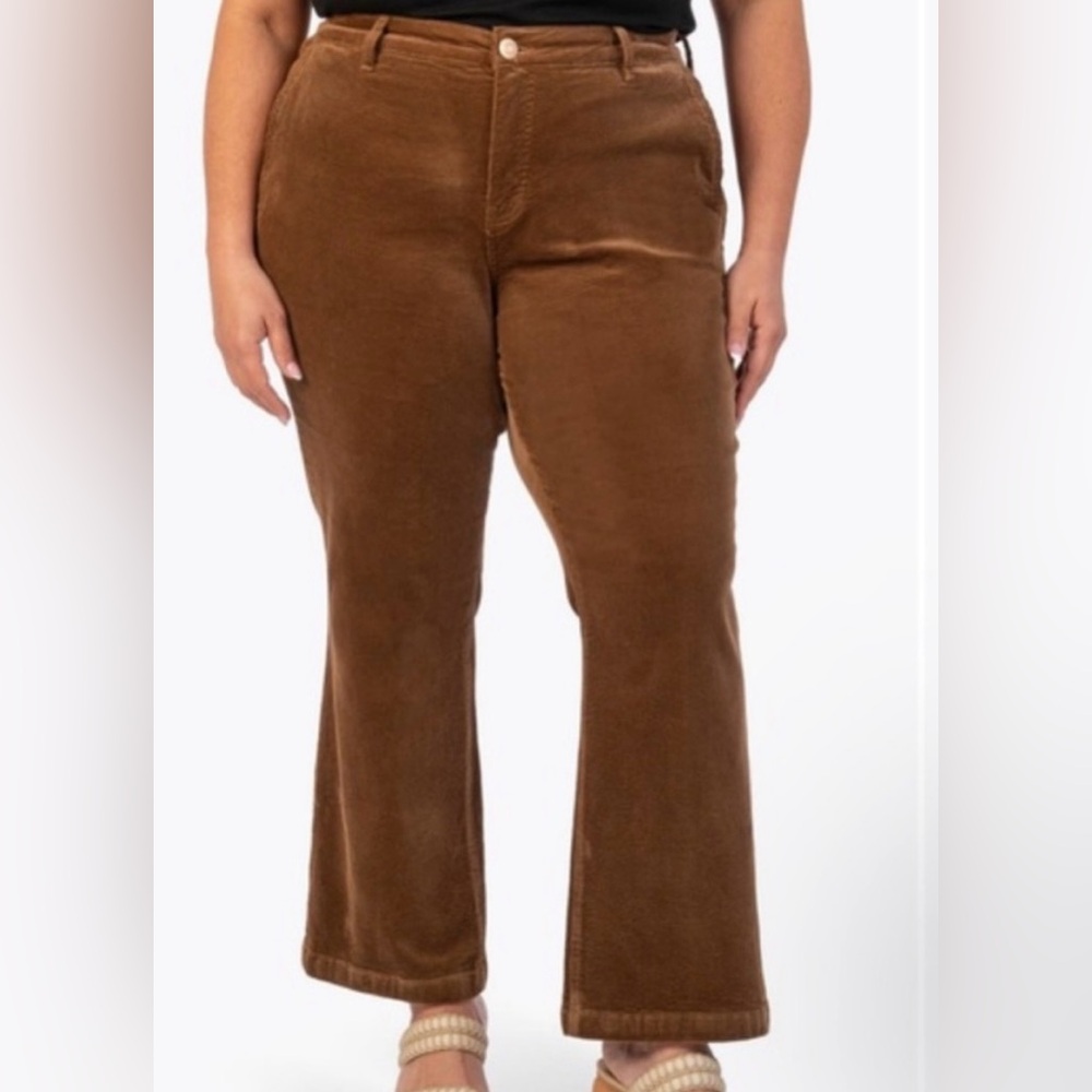 Kut From the Kloth | Kelsey Ankle Flare Pant | Corduroy Pants | NWT